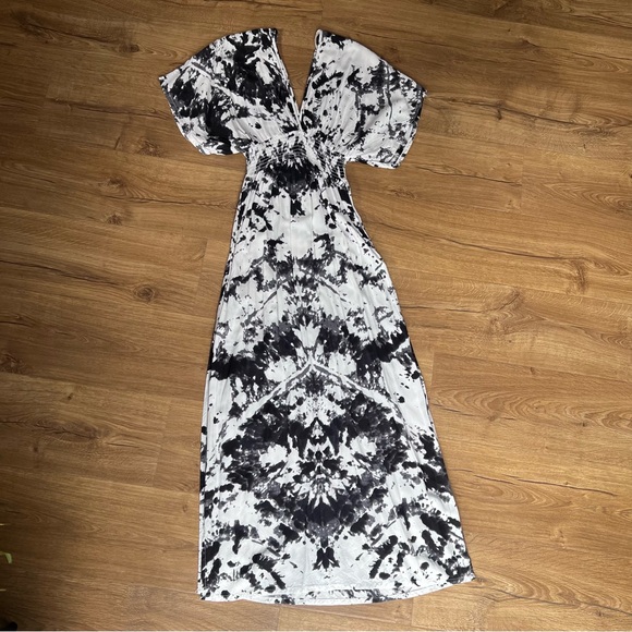 Elegant Black and White Hand Made Tie Die Maxi Dress Size Small - Picture 2 of 11